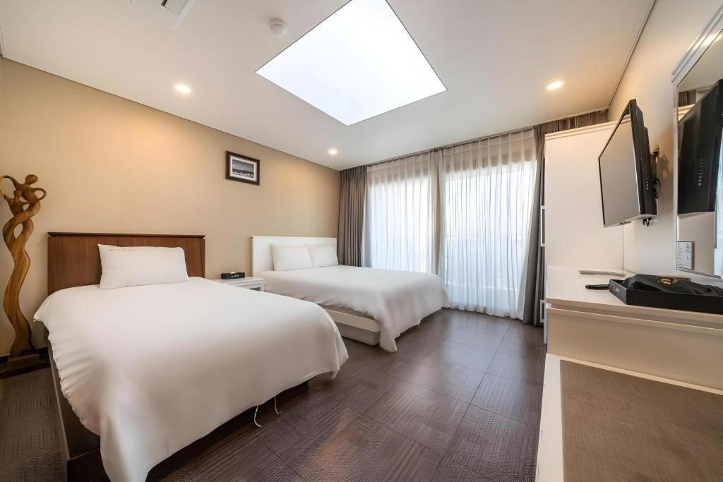 Sea View Hotel Jeju Exterior foto