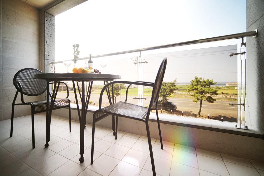 Sea View Hotel Jeju Quarto foto